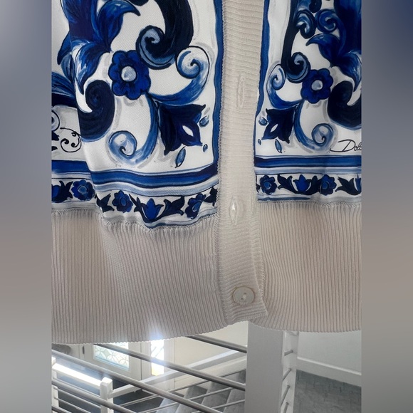Dolce & Gabbana 100% Silk Cardigan (White w/ Blue Floral Print) - Picture 9 of 16